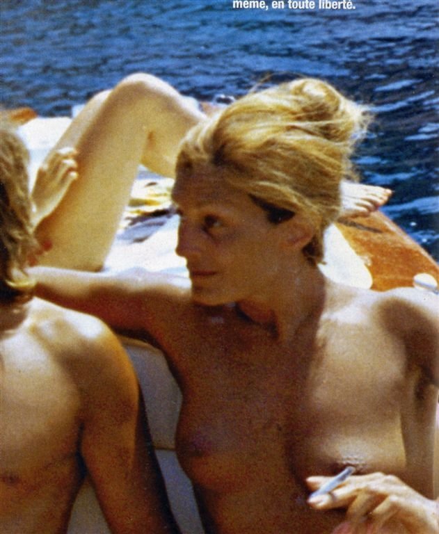 Dalida Topless 1.JPG