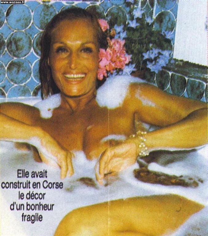 Dalida Topless 2.JPG