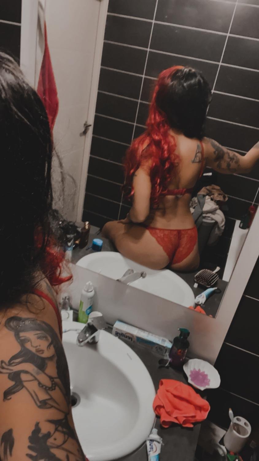 Miss_liana_fox_media_42995976.jpg
