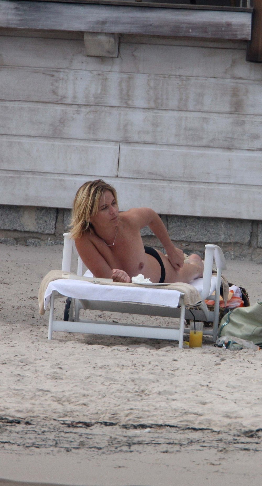 Flavie Flament Topless 10.jpg