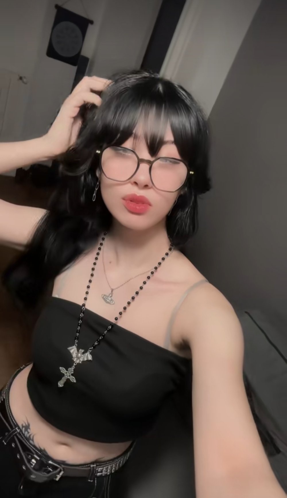 Screenshot_20251106_000654_TikTok.jpg