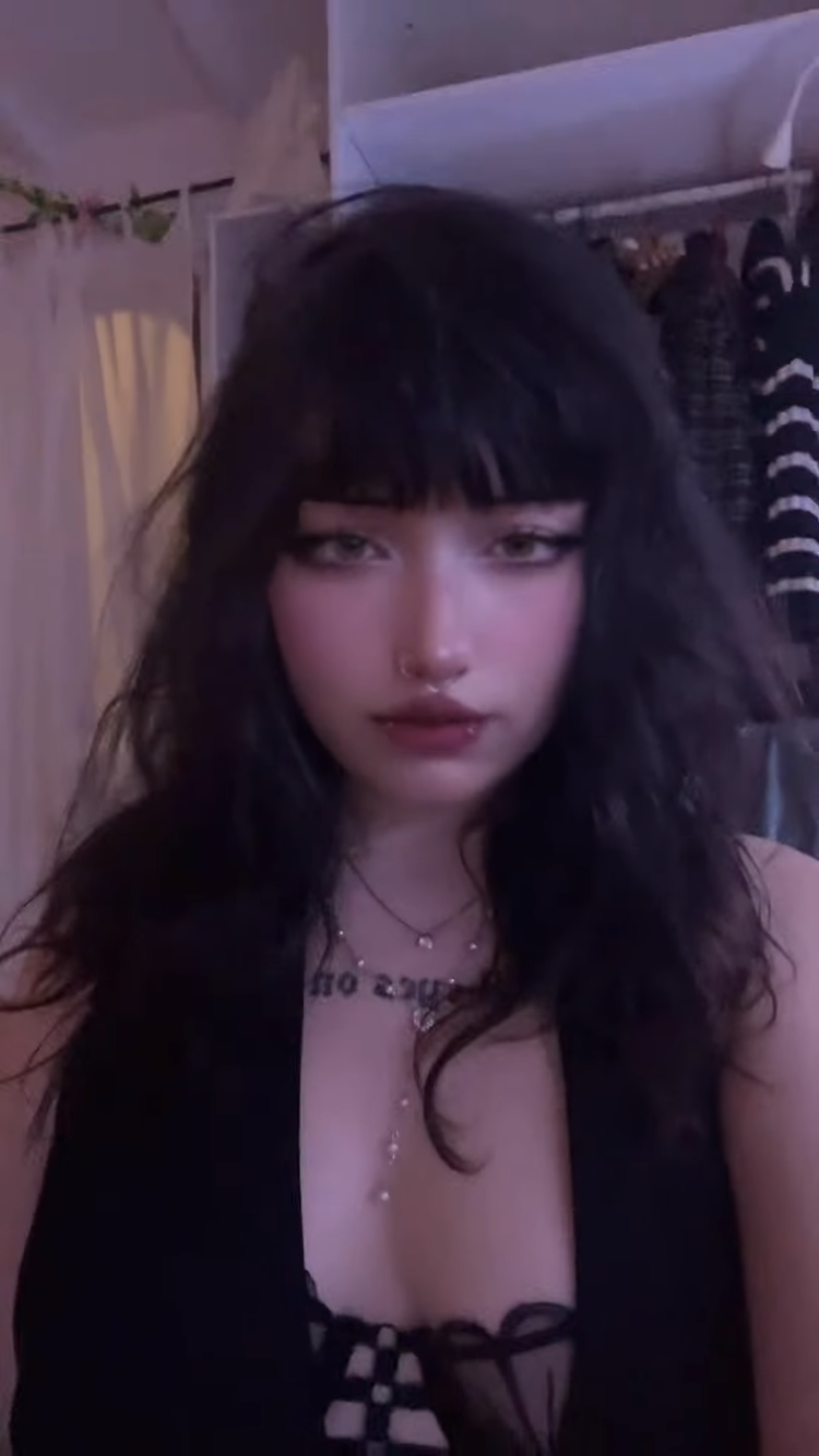 9BB8800F-A16C-4027-9B41-D8011DD1DAE8.png