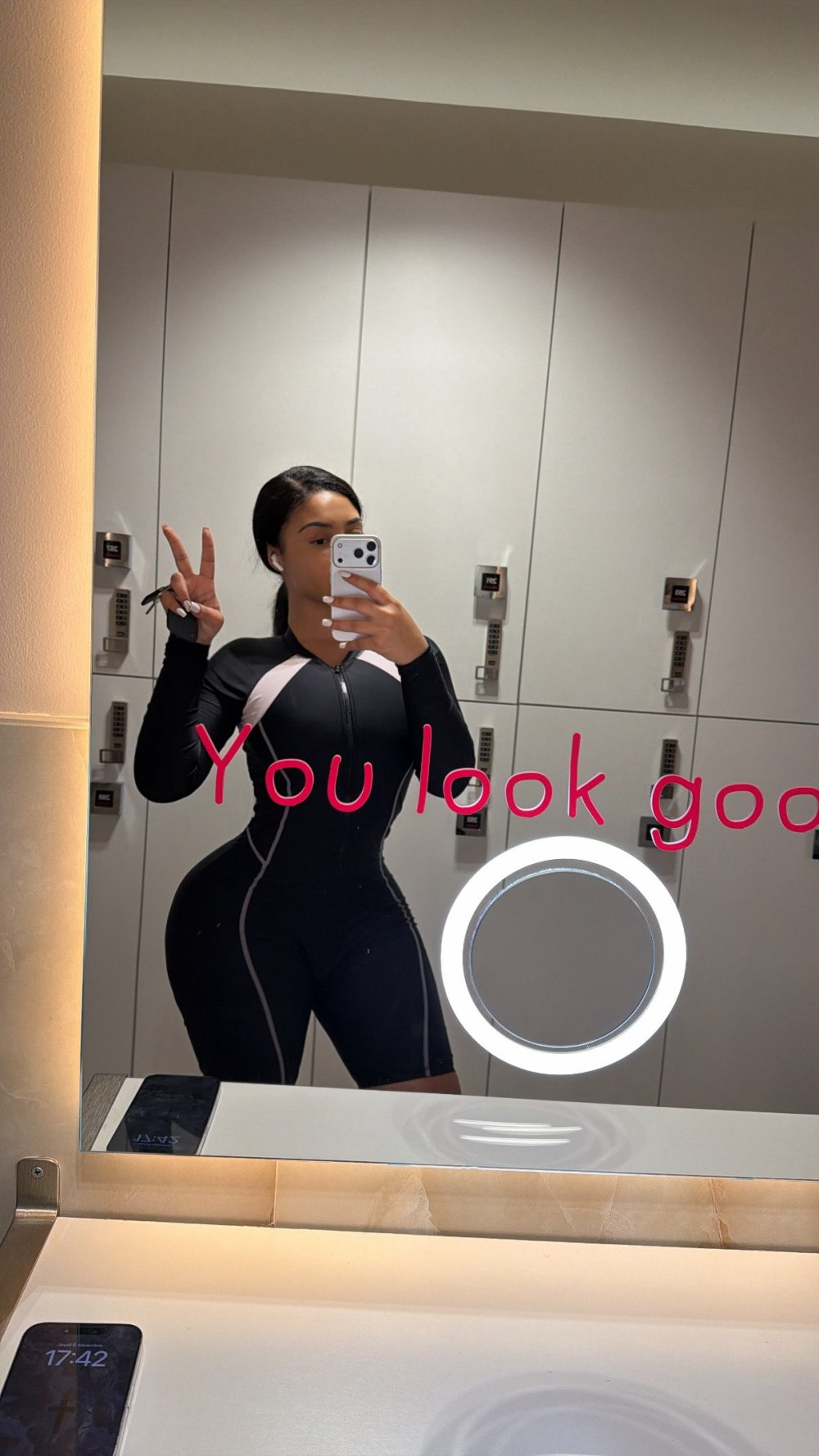 1000030016.jpg