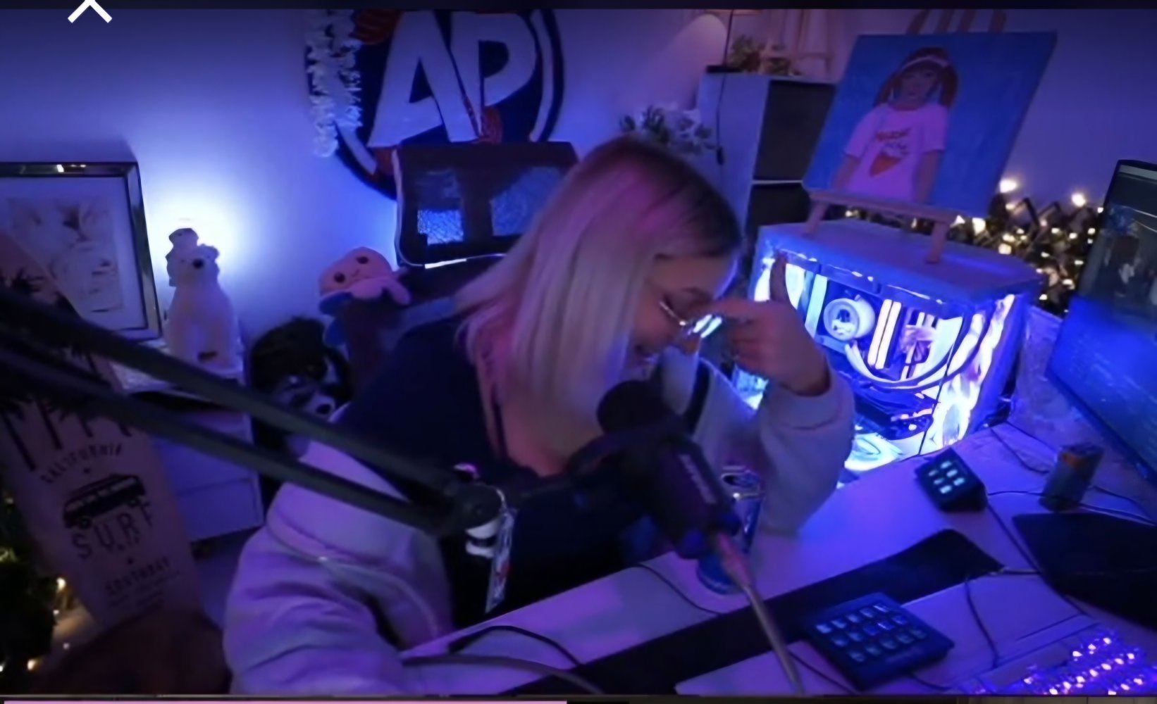 Screenshot_20260122_213330_Twitch.jpg