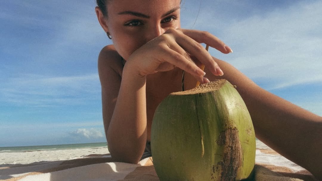 julia-hhlrr_insta_271125_6.jpg