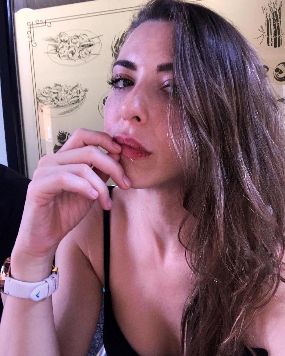 erikasanzmoreno_20180722_p_1829178919158679976_1_1829178919158679976.jpg