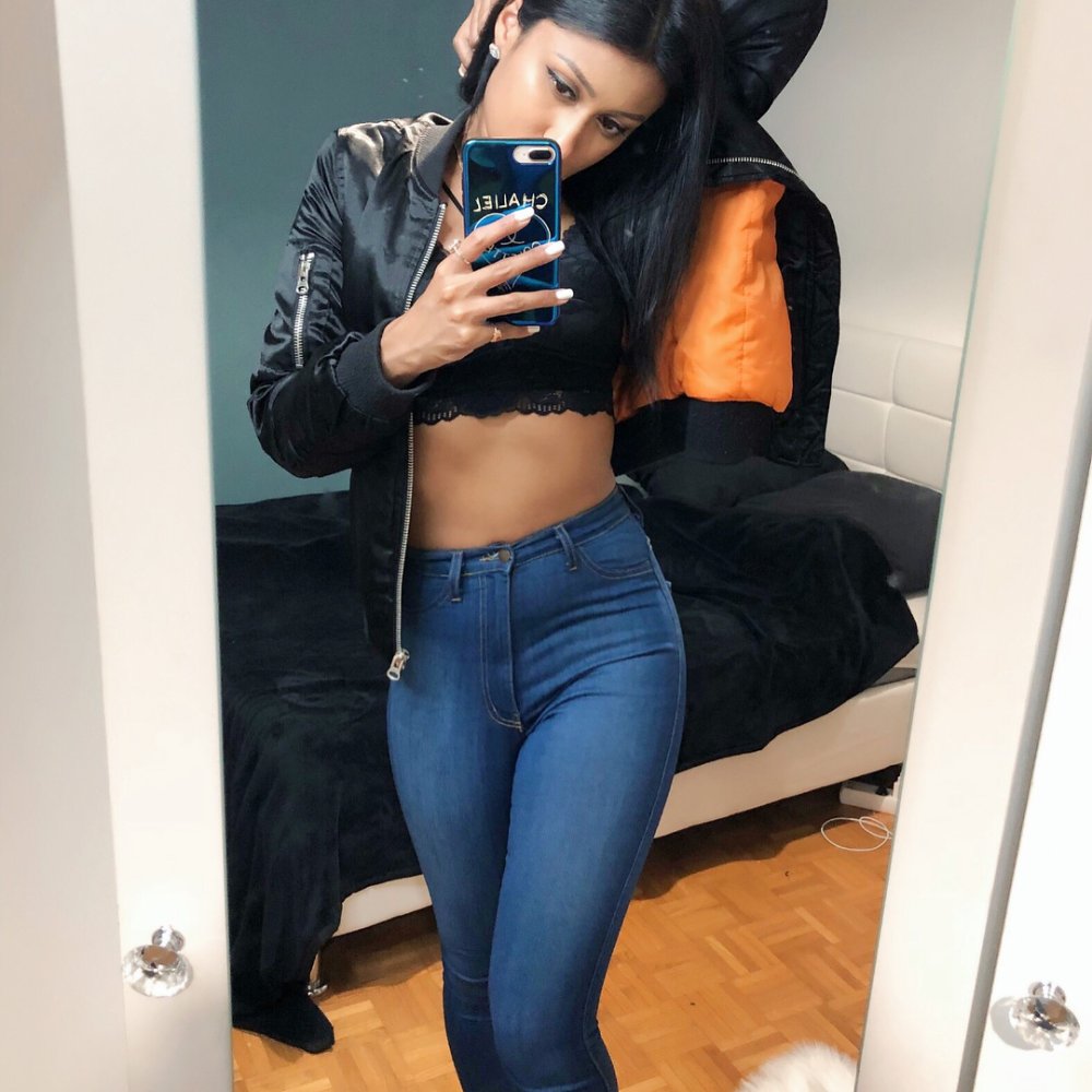 Shaina 07.jpg
