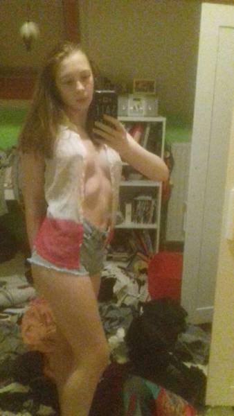 tumblr_19c8d947f1f68938124df886edaced83_b08650e3_400.jpg