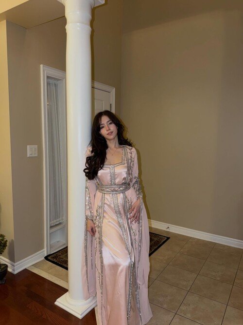 imane-photo-DWHWDlQjs4e-20260320_133245_655903459dc377aae62badf04.md.jpg