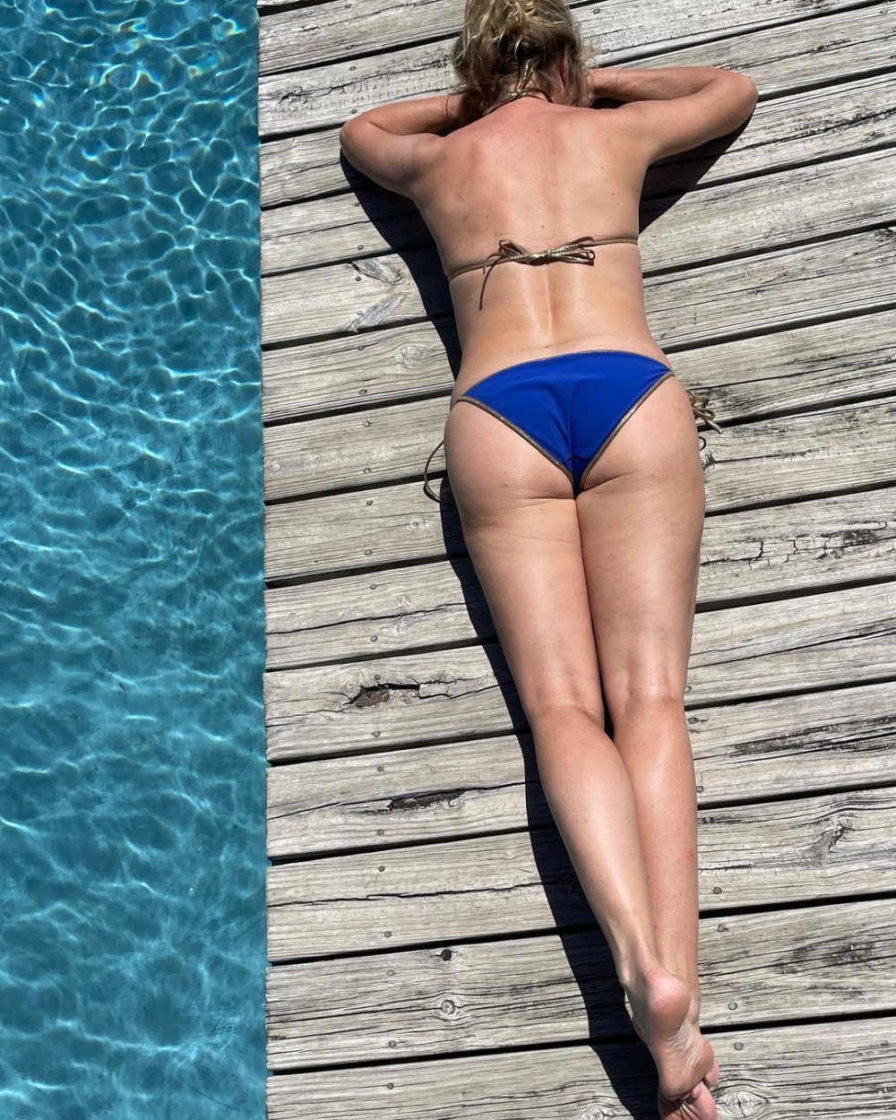 Karin-Viard-Feet-8310106.jpg