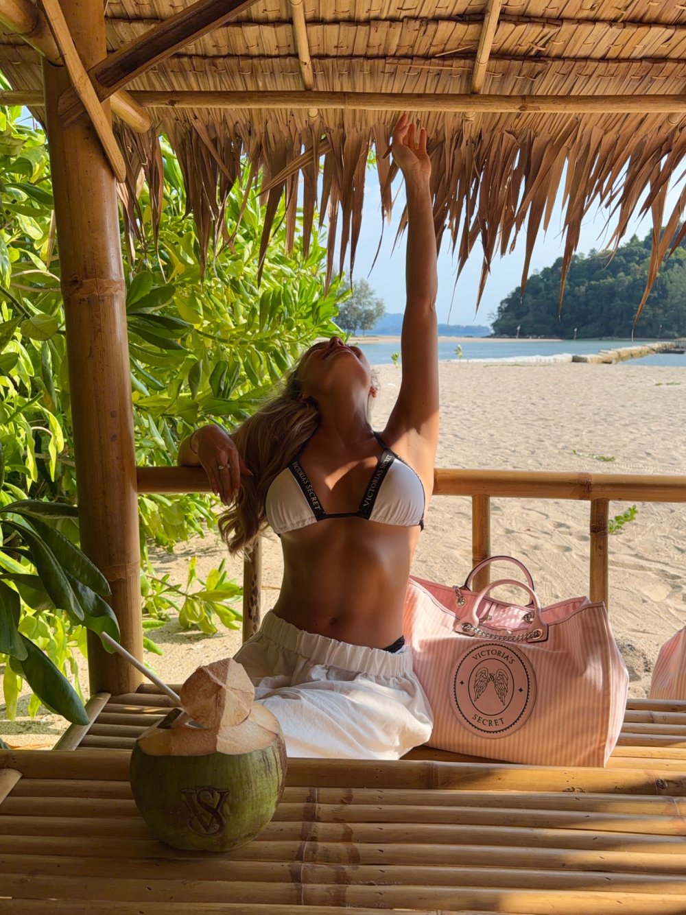 anonyig.io_Instagram_chloebbbb_3860803387256550804.jpeg