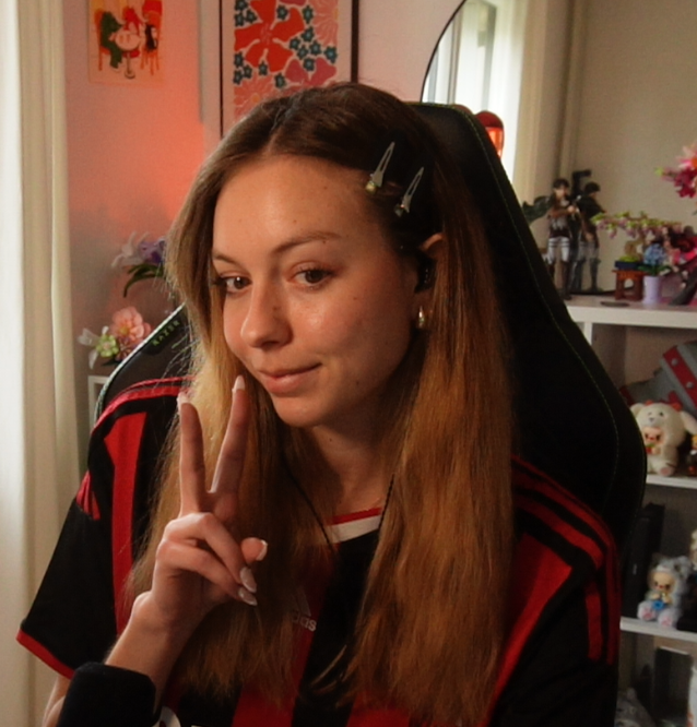 HEu_0mKawAACbVz.png