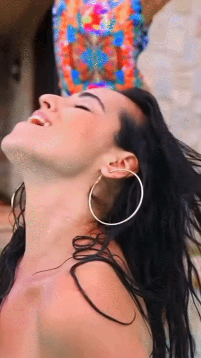 4d6469aee85bf829.gif