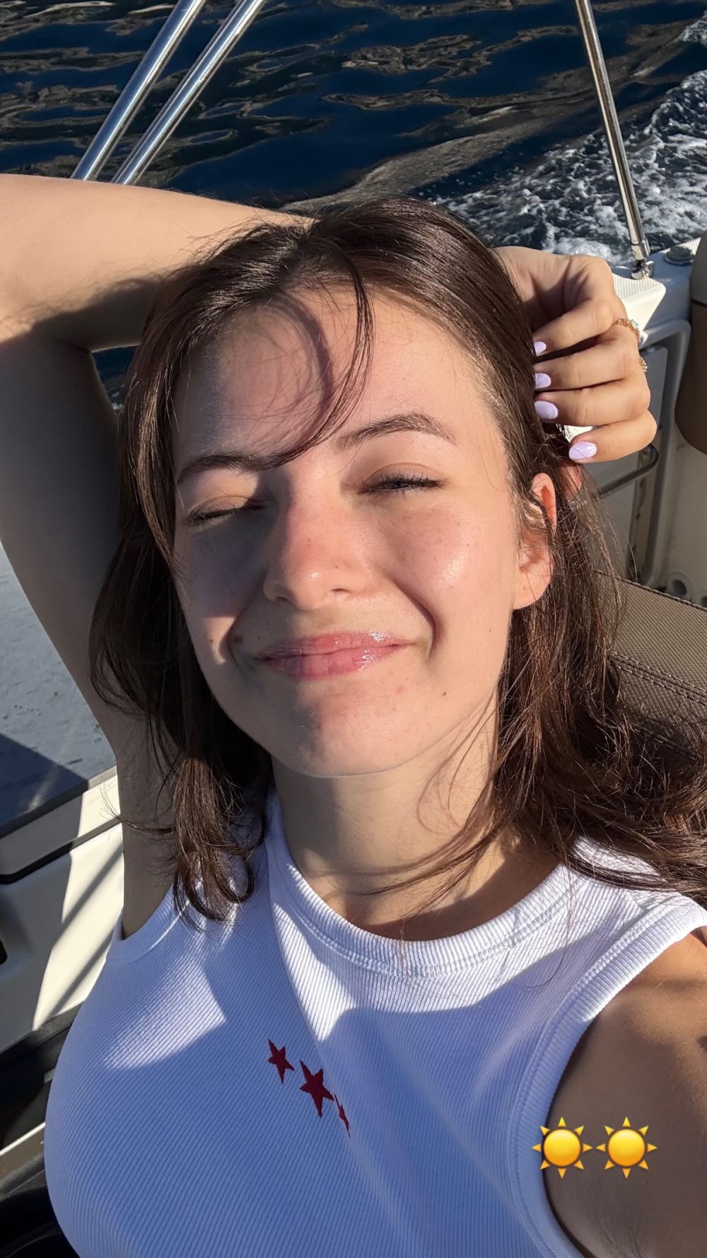 elsabois_1775565780419.jpg