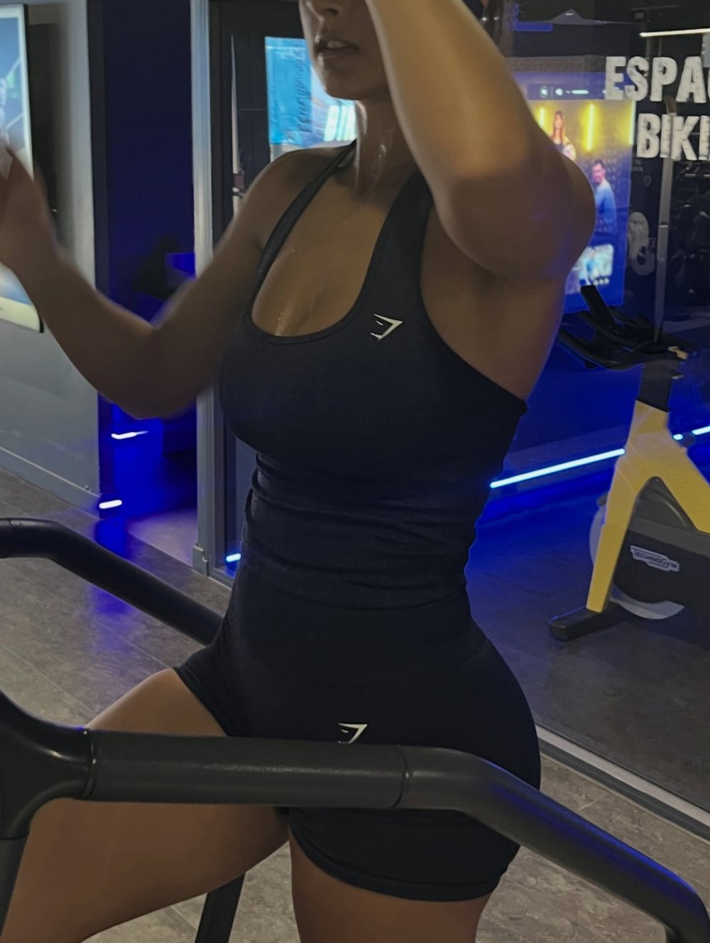 feilegal-3870163624635010894_7169400704-20260407_183117(1).jpg