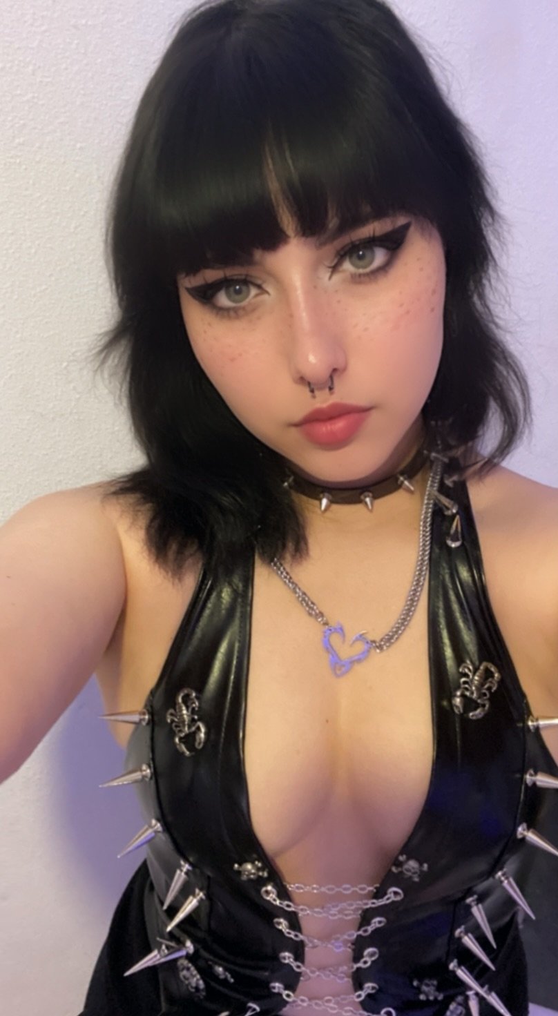 Facetune_29-08-2023-23-36-05.jpeg