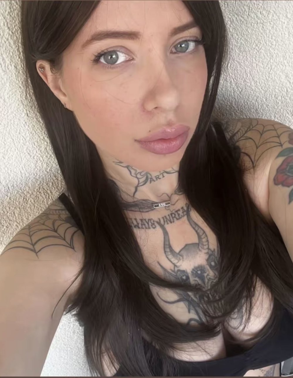 Screenshot_20260415_212159_TikTok.jpg Screenshot_20260415_212159_TikTok.jpg