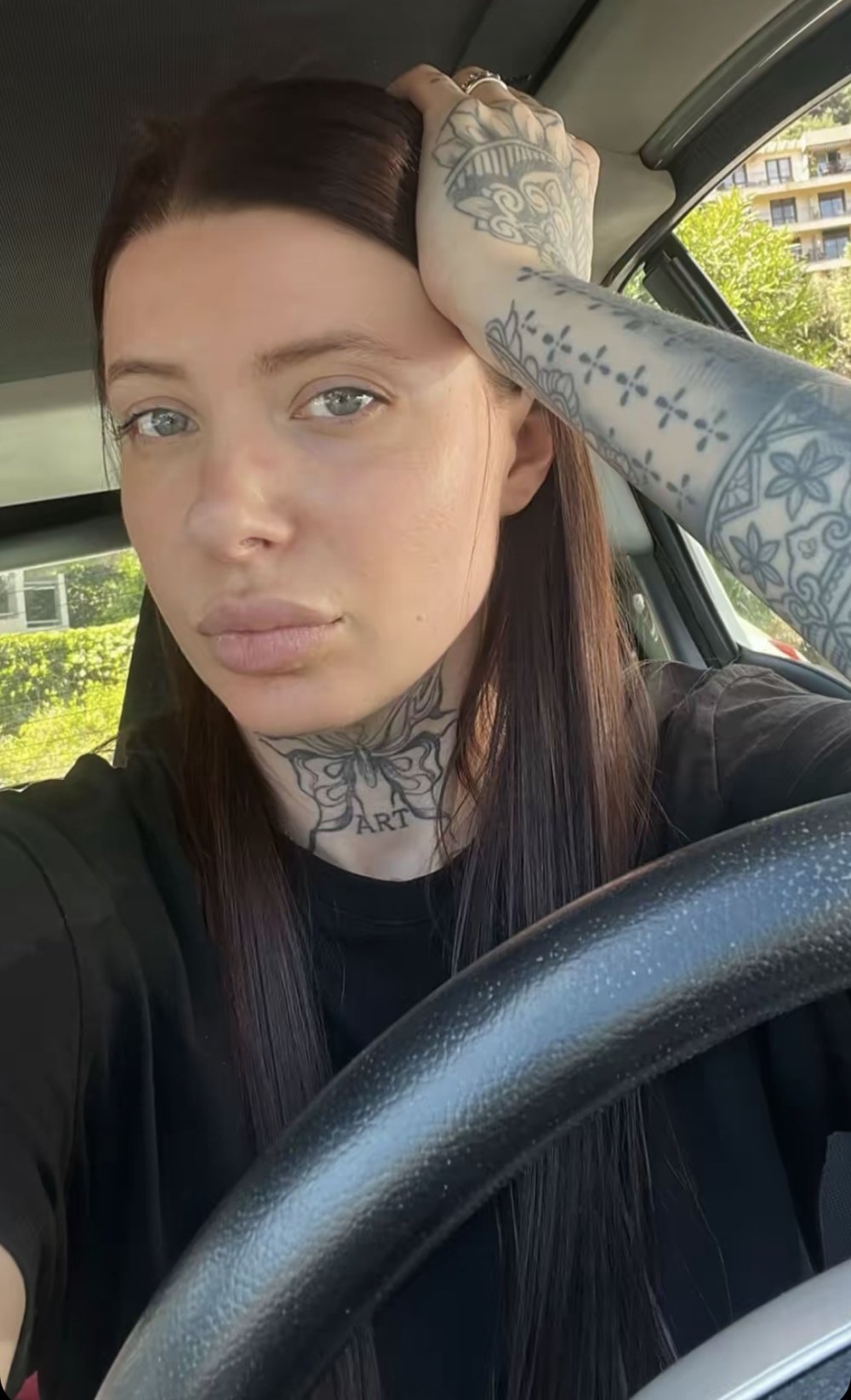 Screenshot_20260423_180402_TikTok.jpg