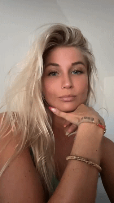 justinee.is_20220526_HIGHLIGHTS_2846772978760490905_33_3688982063399167228_1.gif