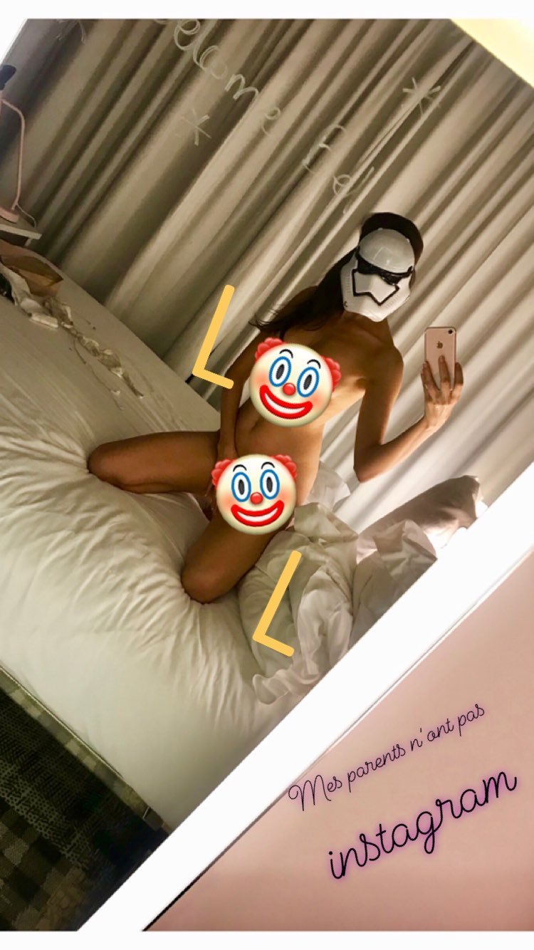 Frederique Bel Nue Naked 32.jpg