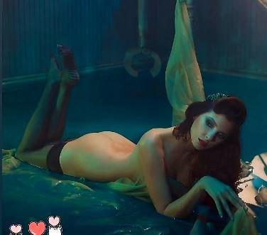 Frederique Bel Nue Naked 33.jpg