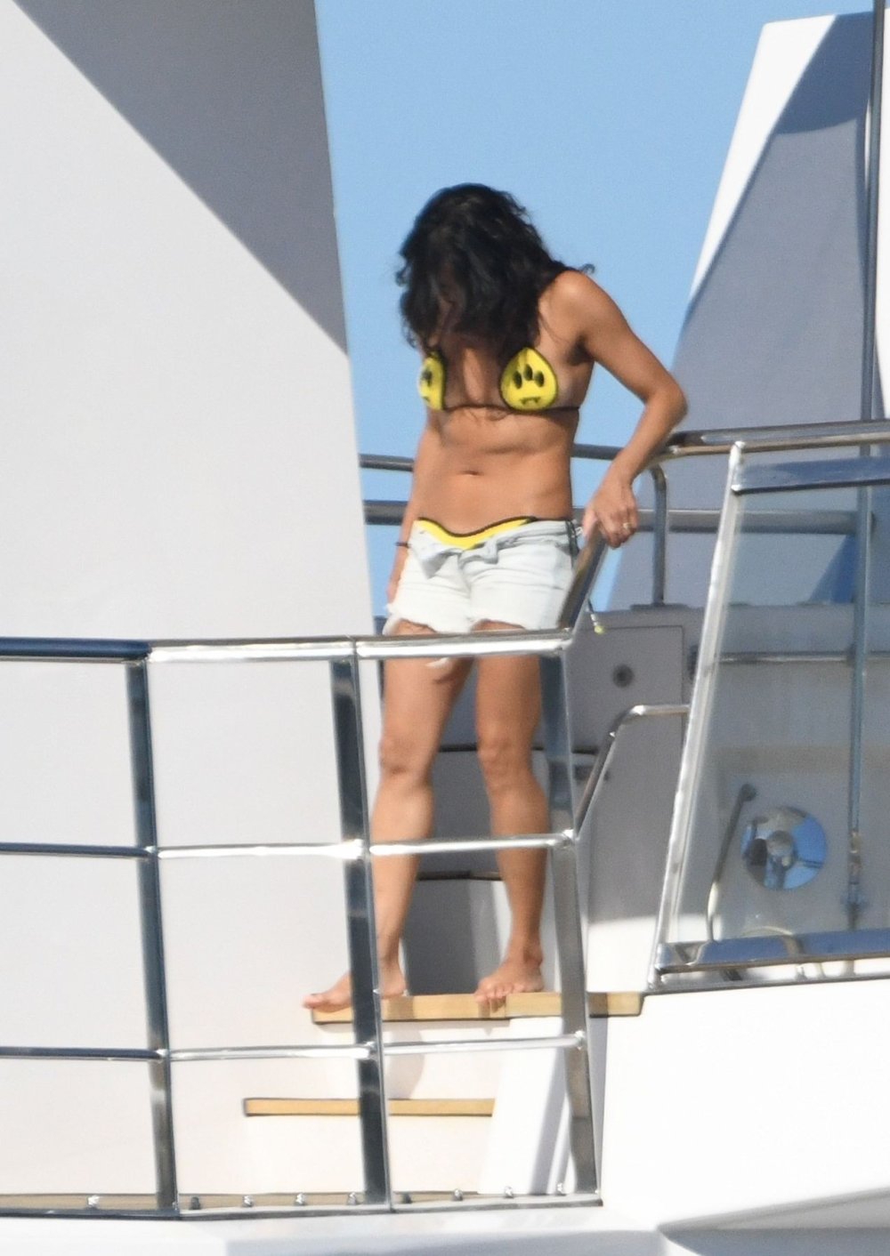 Michelle-Rodriguez-Sexy-09.jpg