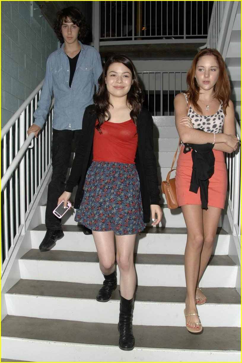 Haley-Ramm-Feet-154776.jpg