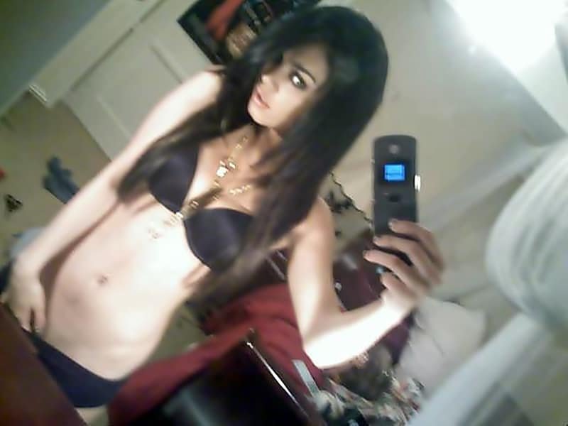 vanessa-hudgens-nude-leaked-photos-13.jpg