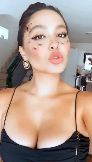 Stella-Hudgens-nude-topless-bikini-porn-ass-ttis-pussy-leaked-ScandalPlanet-4-313x550.jpg