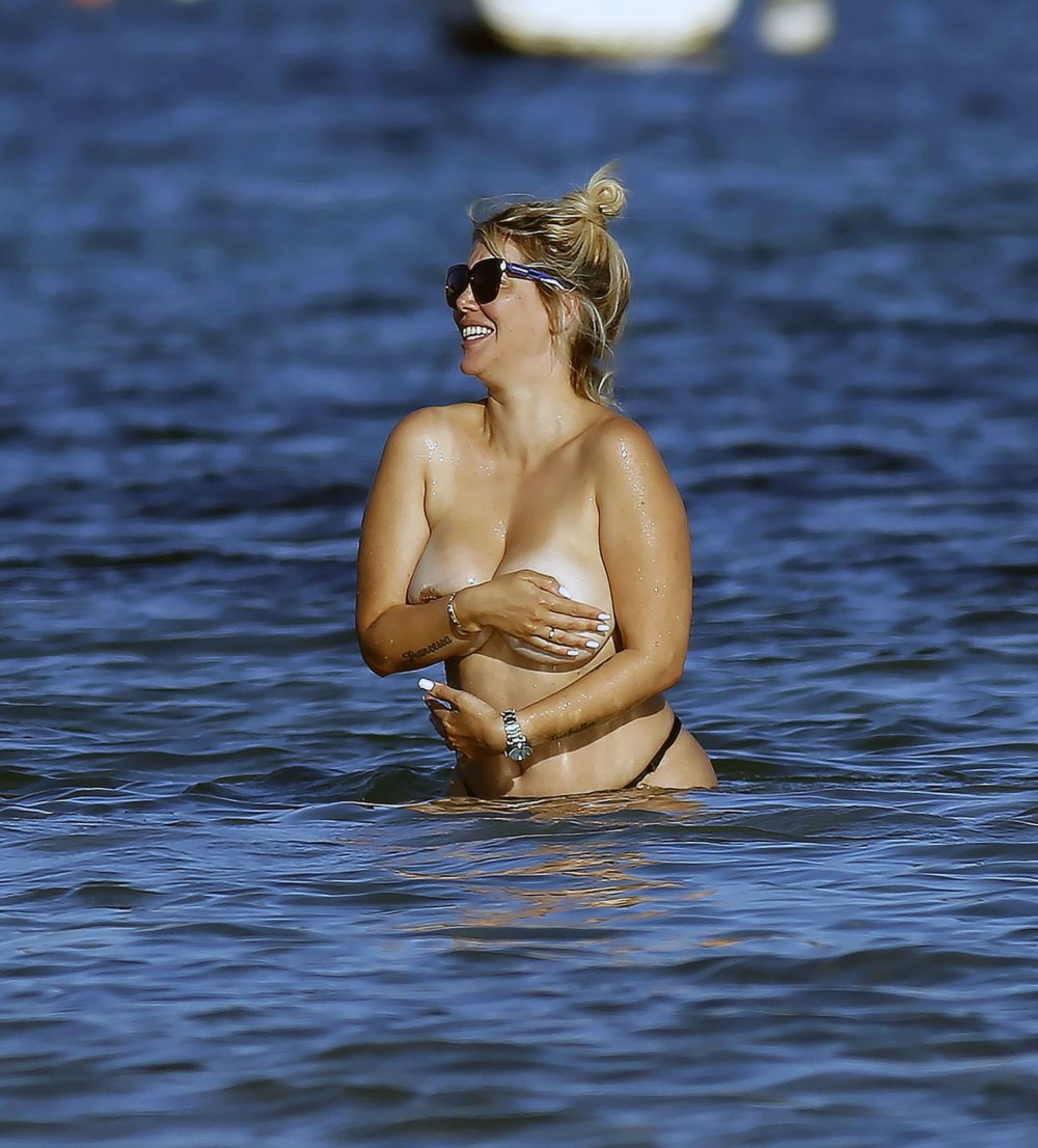 Wanda-Nara-nude-hot-porn-bikini-feet-new-leaked-pussy-tits-ass-new-ScandalPlanet-12.jpg