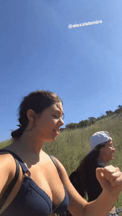 a0fc6db90d35557332b71eb55da981c9.md.gif