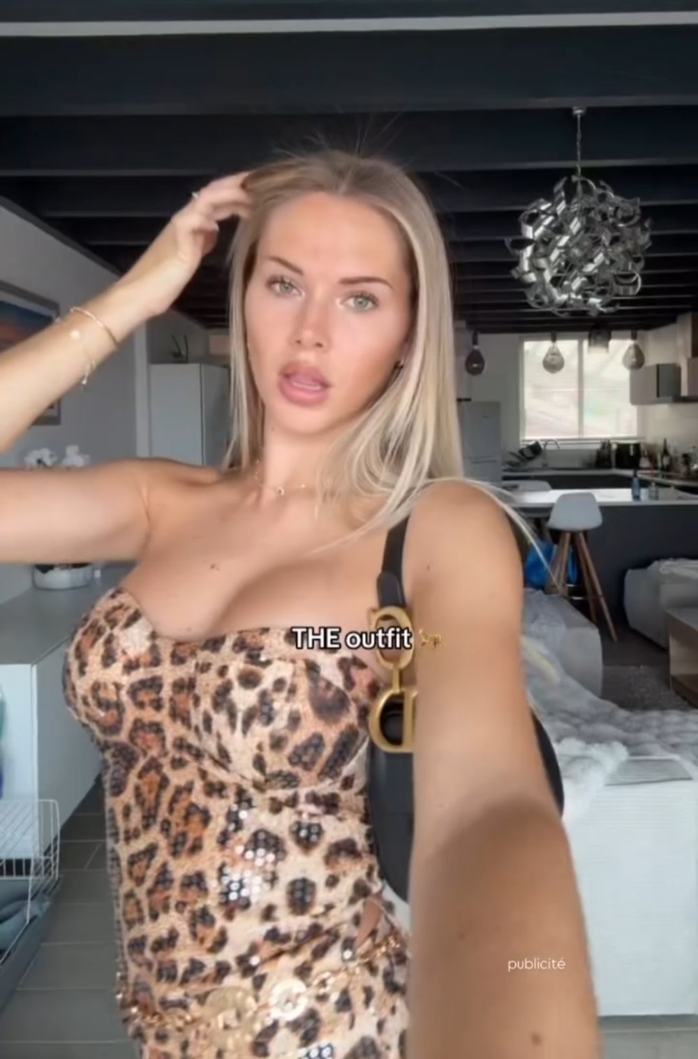 Screenshot_20250419-171720_Video Player.jpg