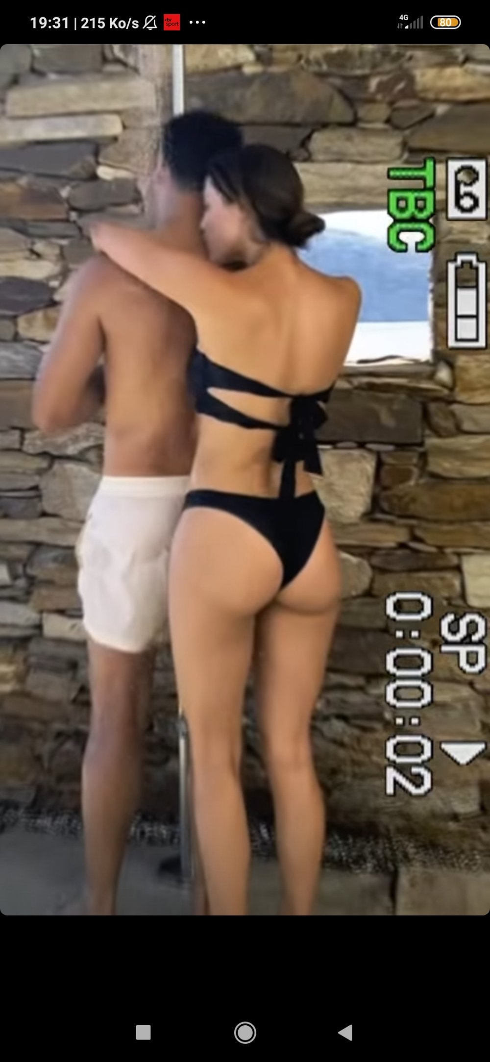9yk3do8fxjd91.jpg
